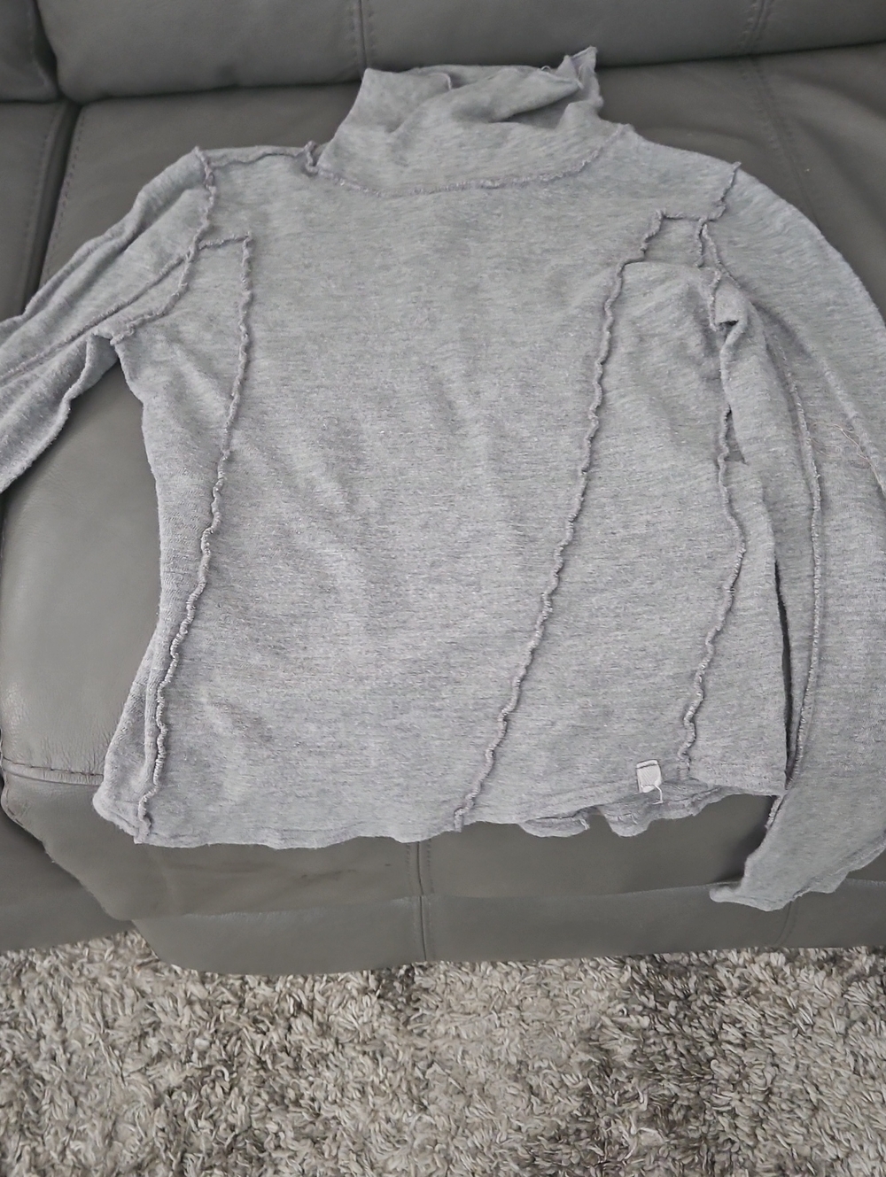 We The Free Women’s Grey Long-Sleeve Turtleneck Top